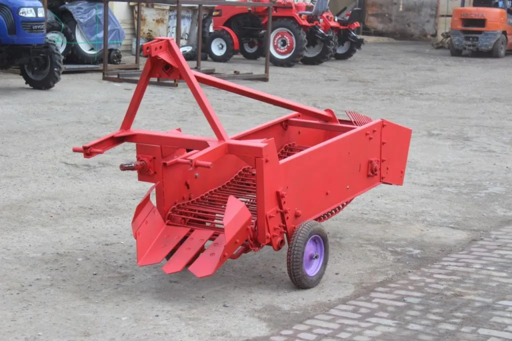 Картофелекопалка транспортёрная навесная Русич КТН 2020 13.jpeg