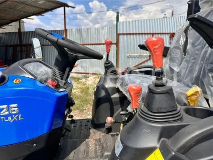 Минитрактор SOLIS 26 SHUTTLE XL REVERS