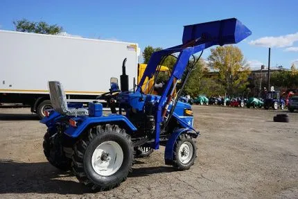 фронтальный погрузчик garden scout t18