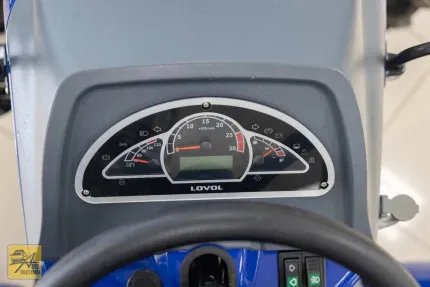 Трактор Lovol TE 244 HT с отвалом Феникс