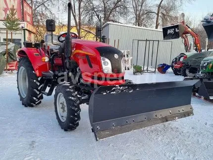 Минитрактор Dongfeng DF-244 G2 без кабины с отвалом