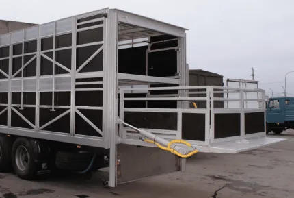 Скотовоз полуприцеп