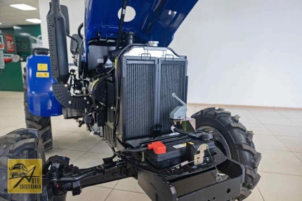 Трактор Lovol TE 244 HT с отвалом Феникс