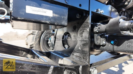 Трактор Lovol TE 244 HT с отвалом Феникс