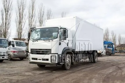ISUZU FORWARD 18.0 с изотермическим фургоном сэндвич панель