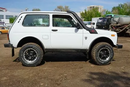 Нива Бронто Рысь-1