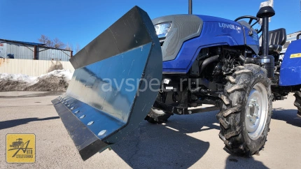 Трактор Lovol TE 244 HT с отвалом Феникс