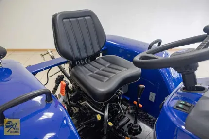 Трактор Lovol TE 244 HT с отвалом Феникс