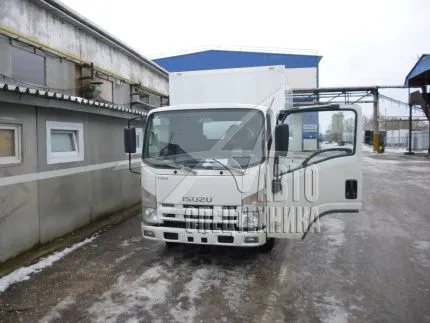 ISUZU NLR85E/H (ELF 3.5) с изотермическим фургоном
