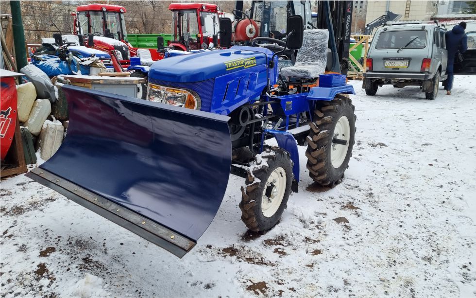Трактор для уборки снега купить в Тюмени - цены на снегоуборочные трактора
