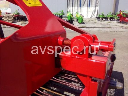 Картофелекопатель однорядный навесной D-POl Бульба-1