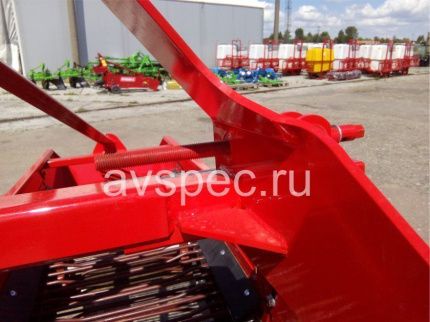 Картофелекопатель однорядный навесной D-POl Бульба-1
