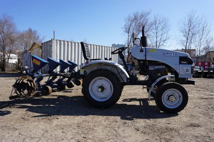 Обзор модели Минитрактор Скаут Т-15 (Generation II)  Трактор Минитрактор Скаут Т-15 (Generation II)