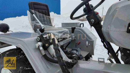 Отвал для уборки снега на ременные трактора усиленный Отвал для уборки снега на ременные трактора усиленный