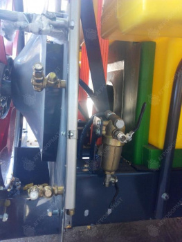 Опрыскиватель прицепной RANGER-W 2000 (BADILLI) Опрыскиватель прицепной RANGER-W 2000 (BADILLI)