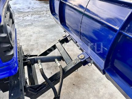 Минитрактор Русич Т-25 ВОМ С ОТВАЛОМ Минитрактор Русич Т-25 ВОМ С ОТВАЛОМ