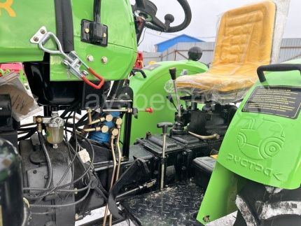 Минитрактор Синтай (Xingtai) XT-244 (I) Минитрактор Синтай (Xingtai) XT-244 (I)