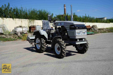 Минитрактор Феникс Р-2 Минитрактор Феникс Р-2