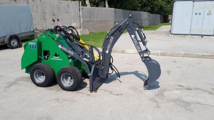 Экскаватор