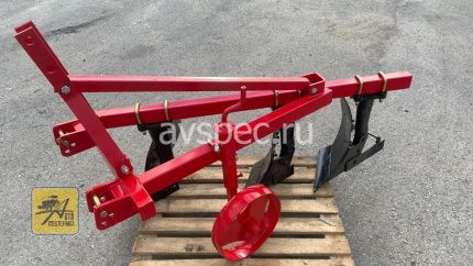 Плуг корпусный 1l-330 Плуг корпусный 1l-330