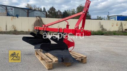 Плуг корпусный 1l-330 Плуг корпусный 1l-330