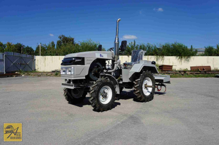 Минитрактор Феникс Р-2 Минитрактор Феникс Р-2