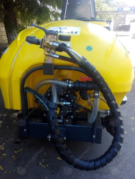 Опрыскиватель прицепной RANGER-W 2000 (BADILLI) Опрыскиватель прицепной RANGER-W 2000 (BADILLI)