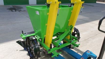 Картофелесажалка двухрядная Kerland СТ-2 Картофелесажалка двухрядная Kerland СТ-2