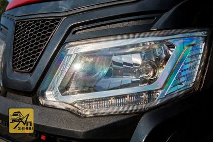 Минитрактор Xingtai XT-504 с кабиной Минитрактор Xingtai XT-504 с кабиной