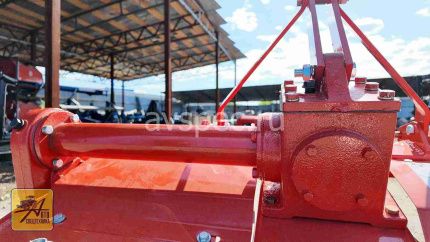 Почвофреза 1GQN-120 с боковым редуктор Почвофреза 1GQN-120 с боковым редуктор