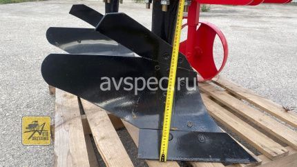 Плуг корпусный 1l-230 Плуг корпусный 1l-230