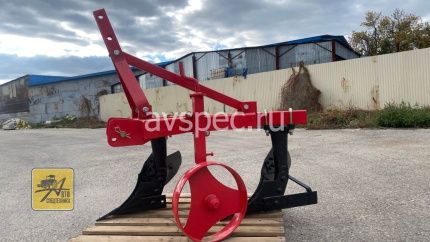 Плуг корпусный 1l-230 Плуг корпусный 1l-230