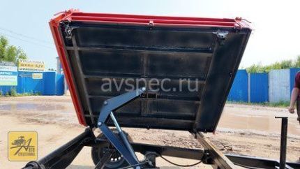 Прицеп Уралец разгрузка на 3 стороны П03.00.700 Прицеп Уралец разгрузка на 3 стороны П03.00.700