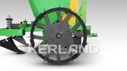 Картофелесажалка двухрядная Kerland СТ-2 Картофелесажалка двухрядная Kerland СТ-2