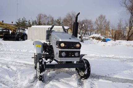 Обзор модели Минитрактор Скаут Т-15 (Generation II)  Трактор Минитрактор Скаут Т-15 (Generation II)