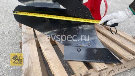 Плуг корпусный 1l-230 Плуг корпусный 1l-230