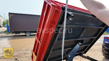 Прицеп Уралец разгрузка на 3 стороны П03.00.700 Прицеп Уралец разгрузка на 3 стороны П03.00.700