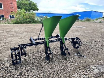 Чеснокосажалка (сеялка чеснока) двухрядная