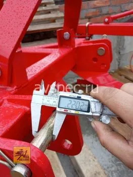 Плуг двухкорпусный 1l-330