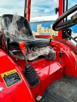 Минитрактор Dongfeng DF-404C G2 с кабиной с фронтальным погрузчиком